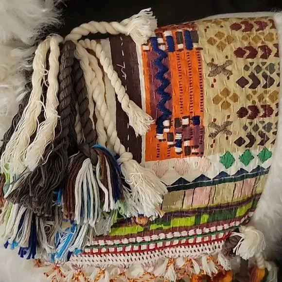 Urban Outfitters Multicolor Llama Accent Pillow - Picture 4 of 7